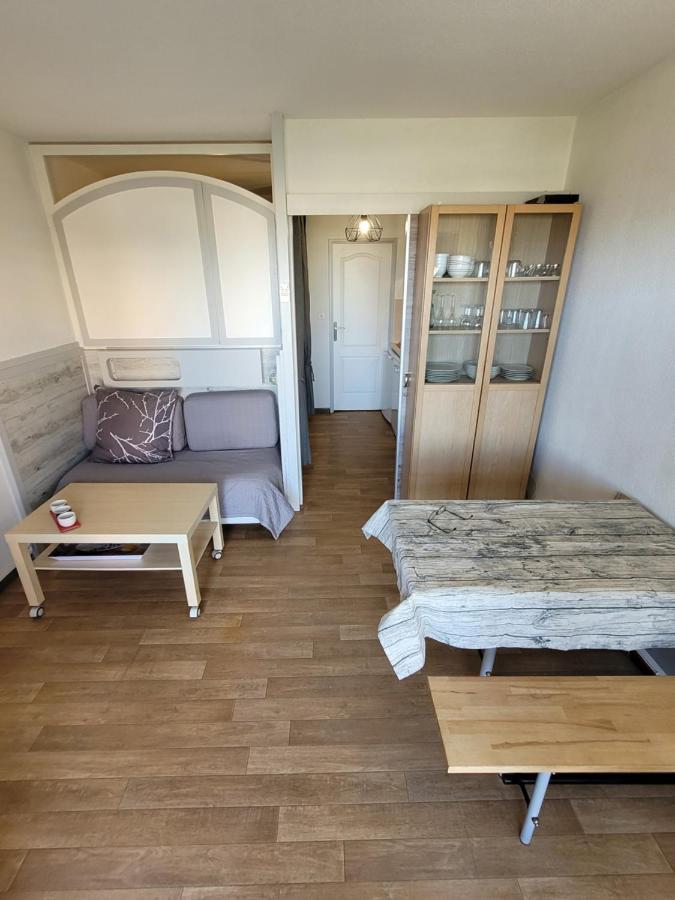 Studio Port D' Vue Mer Et Sur Les Iles D'or Appartement *
